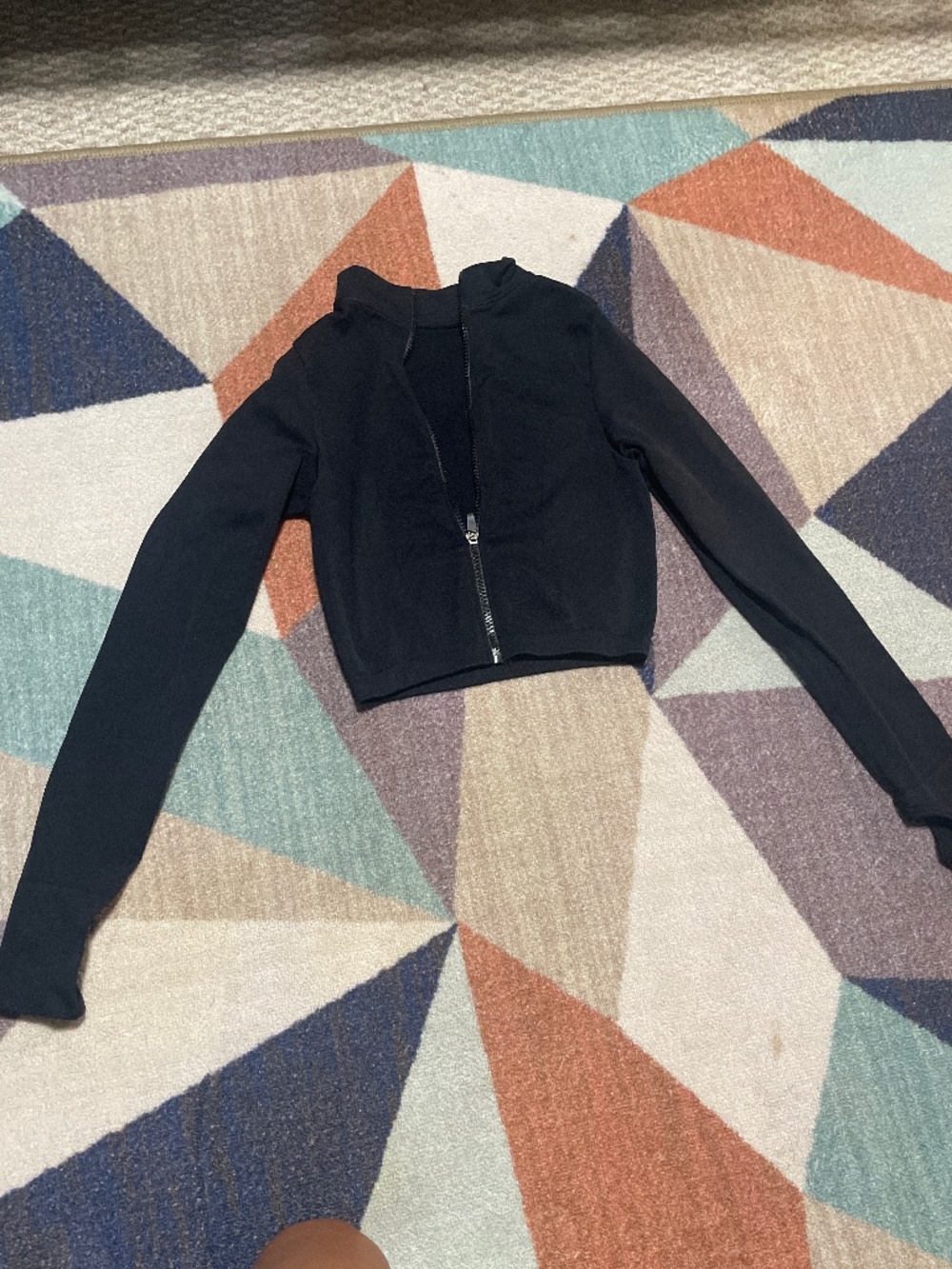 Black crop active jacket